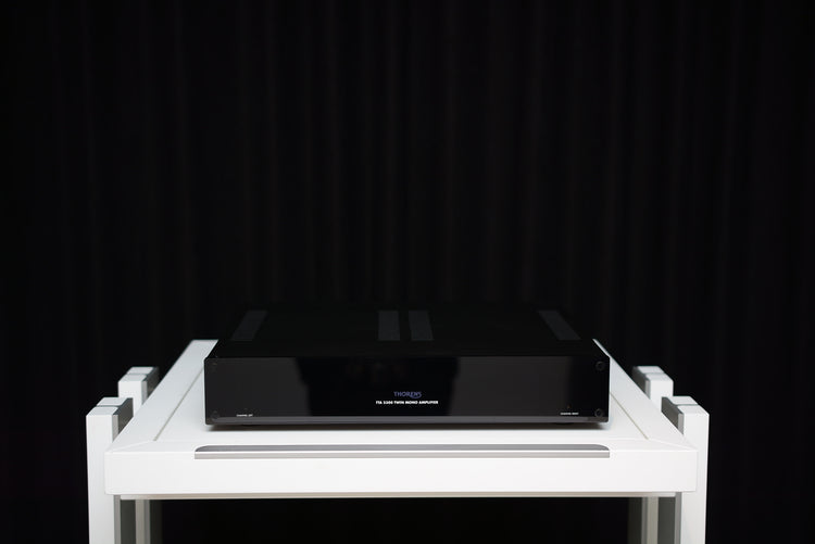 Thorens TTA 2300 Endstufe