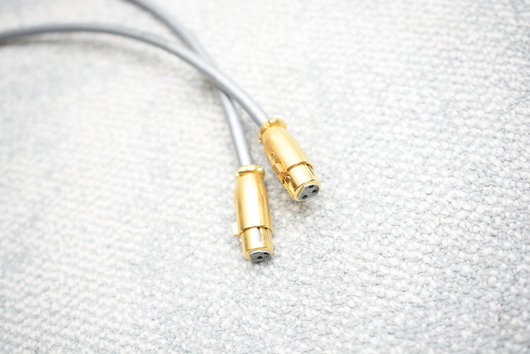Burmester Silver 3PIN XLR zu Mini XLR 1,0 Meter
