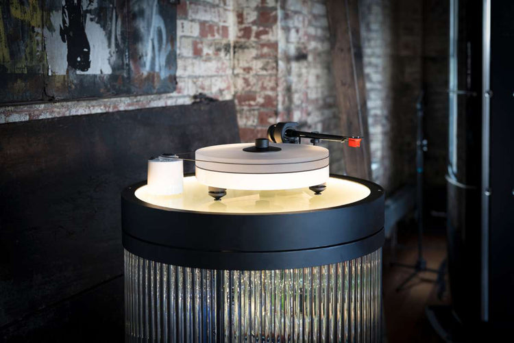 Pro-ject RPM 5 Carbon (Ortofon 2M Bronze)
