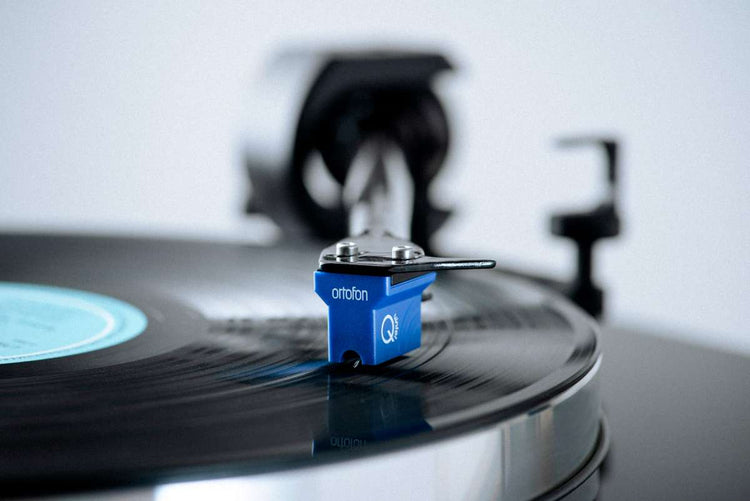 Pro-ject X8 SuperPack (Ortofon MC Quintet Blue)