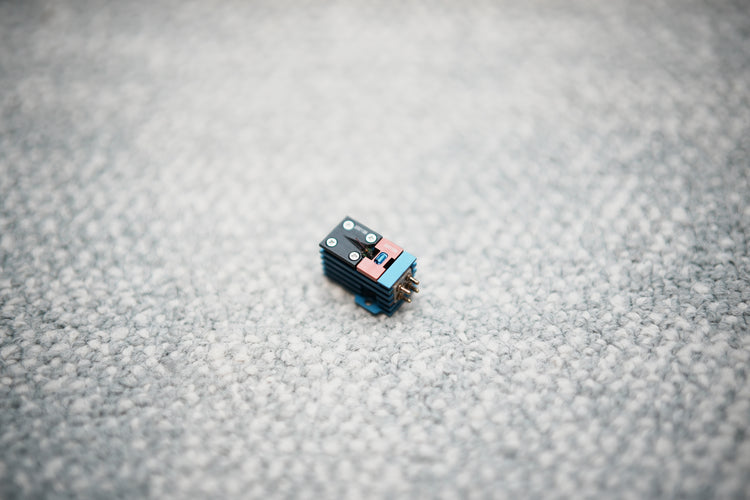 Soundsmith SG-200 _ Tonabnehmer & Vorverstärker